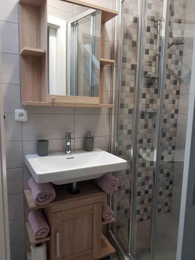 Apartman V Aleji Slavkov u Brna Buitenkant foto